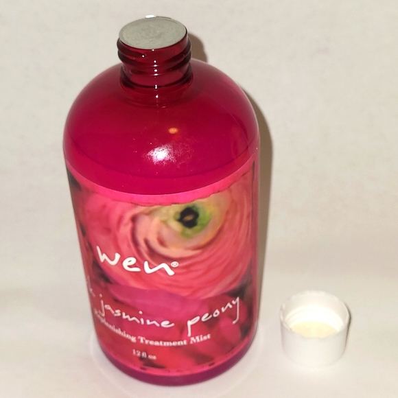 Pink Jasmine Peony Replenishing Treatment Mist - Picture 3 of 4